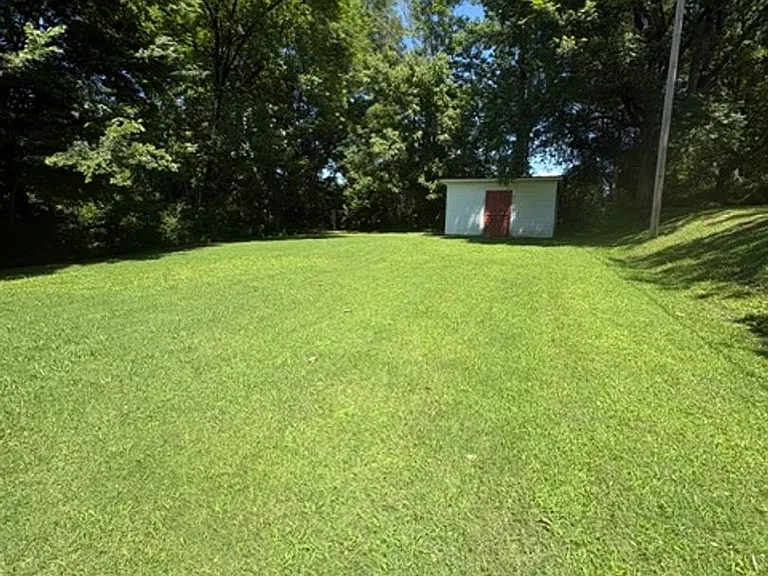1002 Chickasaw Trl — Photo 16