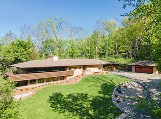 3304 Mayowood Hills Dr SW, Rochester, MN 55902