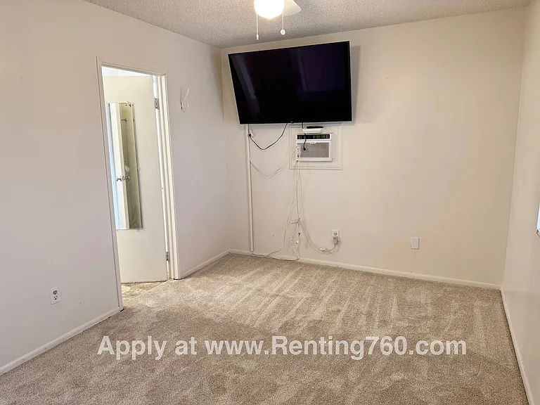 6348 Timothy Ave — Photo 11