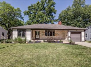 8400 Riggs St, Overland Park, KS 66212