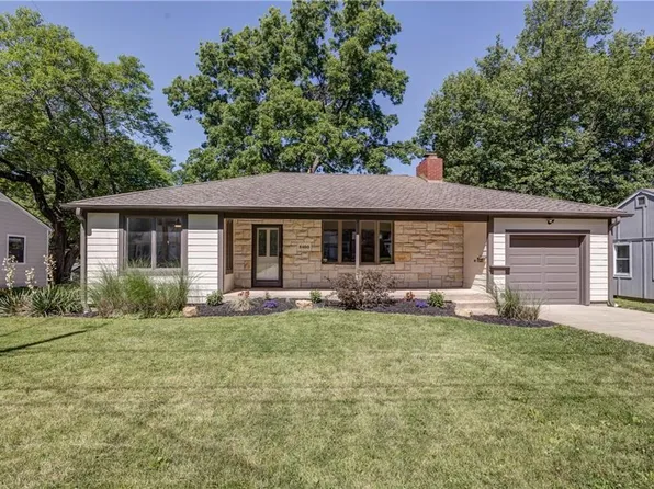 8400 Riggs St, Overland Park, KS 66212