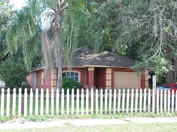 3rd image of 2601 Laurel Ave