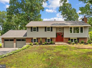 561 Ellis Woods Rd, Pottstown, PA 19465