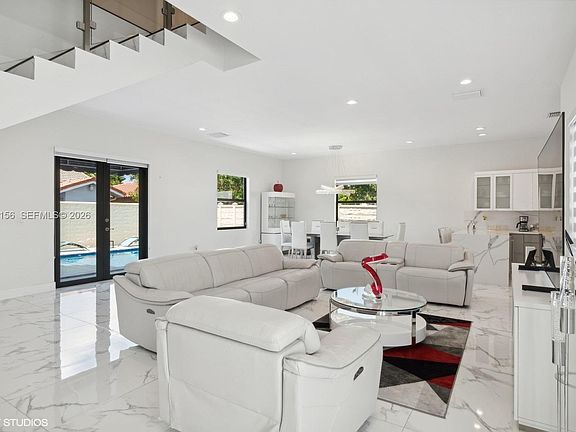 4th image of 13331 SW 41st St