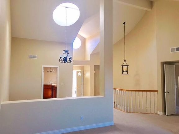 Living Room / Dining Room