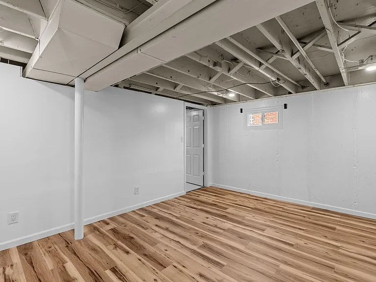 945 Ohlman Ave — Photo 25