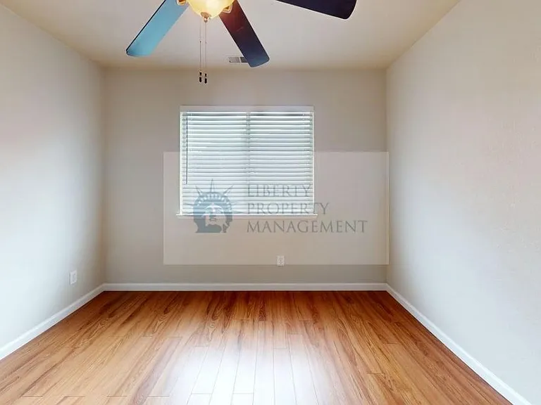 6000 Preakness Dr — Photo 10