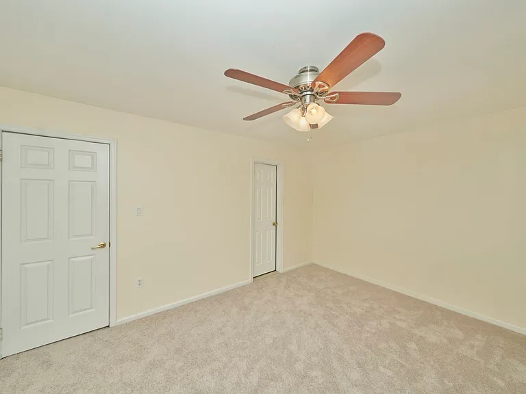 14426 Four Chimney Dr — Photo 37