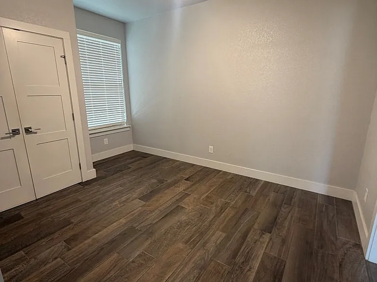 2408 Birkdale Ln — Photo 17