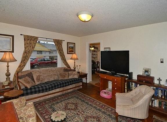 5th image of 1615 10th St
