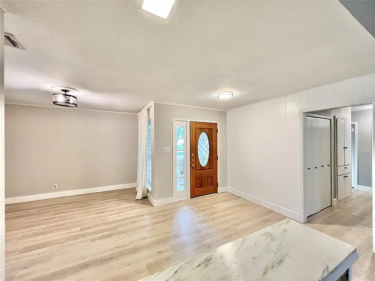 11502 Toledo Dr — Photo 9