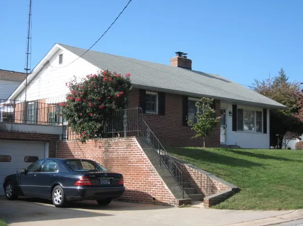 700 Curtis Ave, Wilmington, DE 19804