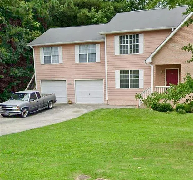 2023 Sitser Ln #C — Photo 1