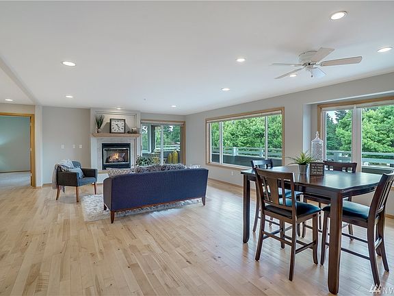 5th image of 19238 15th Ave NW APT 2