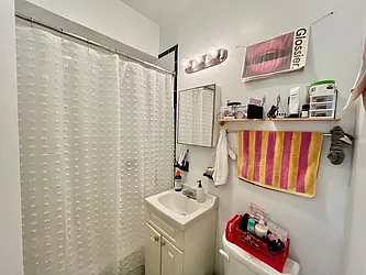 Rented by Best Apartments North Inc