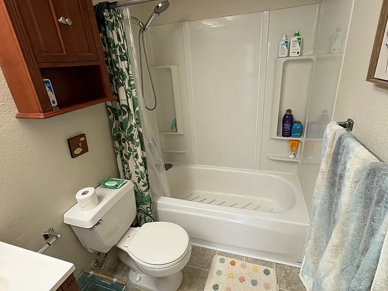 527 Flicker Ave — Photo 6