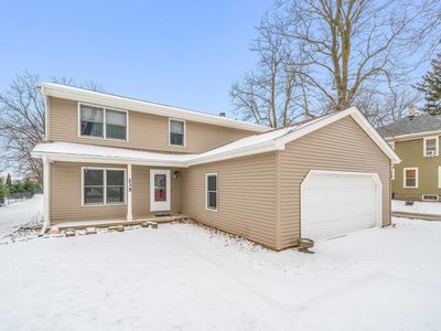 235 E Lasalle St, Somonauk, IL, 60552