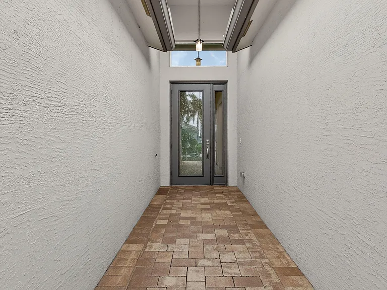 11765 SW Poseidon Way — Photo 5