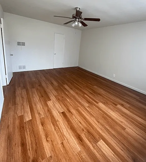 4620 Coliseum — Photo 8