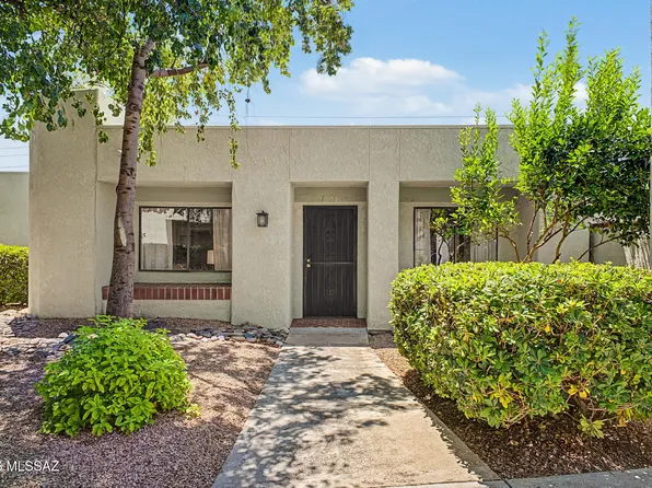 7852 N La Canada Dr, Tucson, AZ 85704