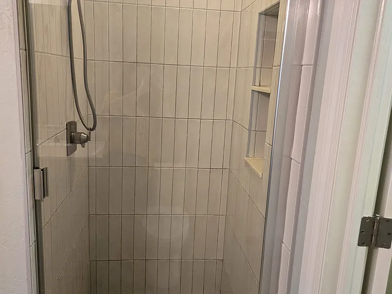 425 Chisholm Crk — Photo 14