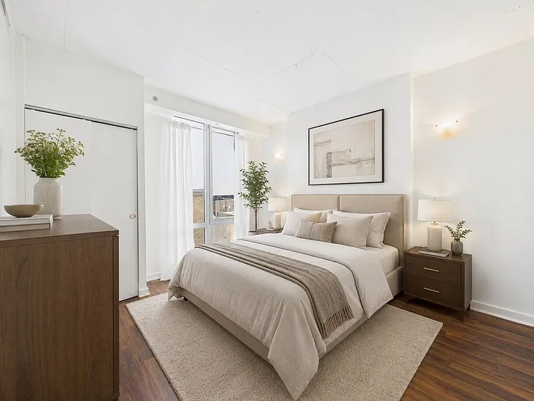 212 Brown St — Photo 11