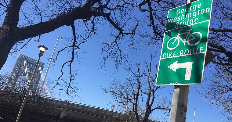 Rented by Clove Realty LLC | media 8