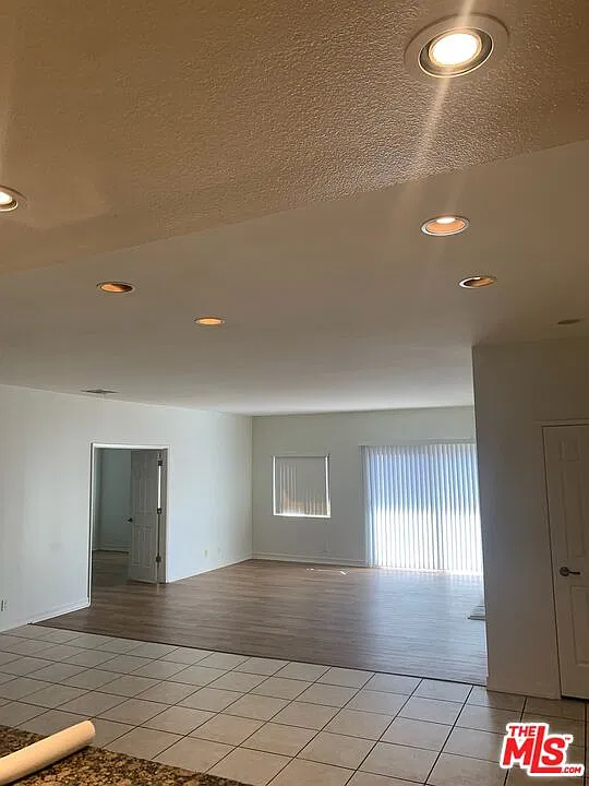 3 bed, 2.0 bath, 1839 sqft, $4,500 — Photo 1