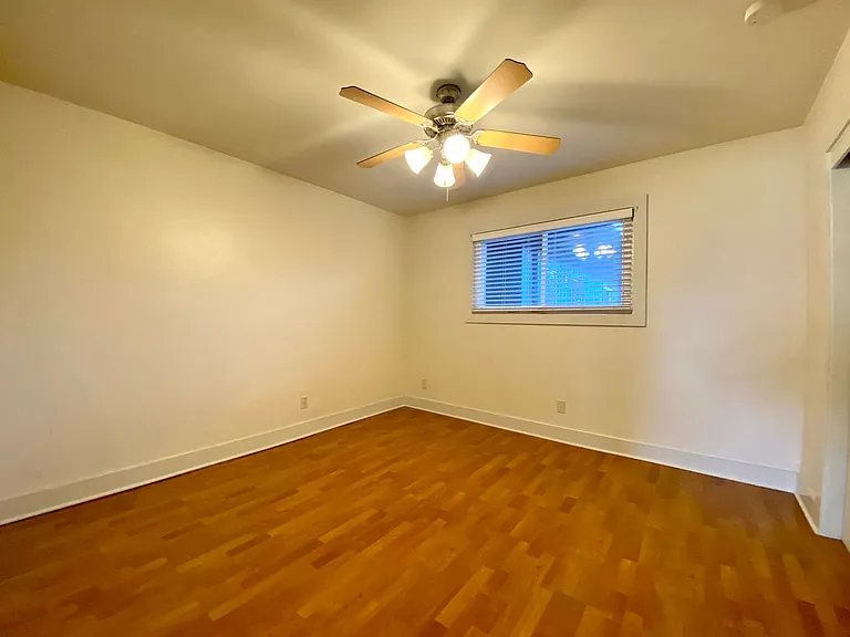 3815 Guadalupe St #207 — Photo 14