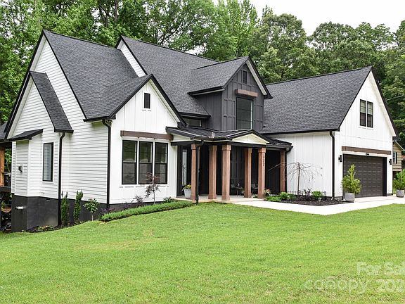 3rd image of 322 Mountainview Dr