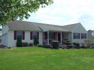 112 Larkspur Dr, Quarryville, PA 17566