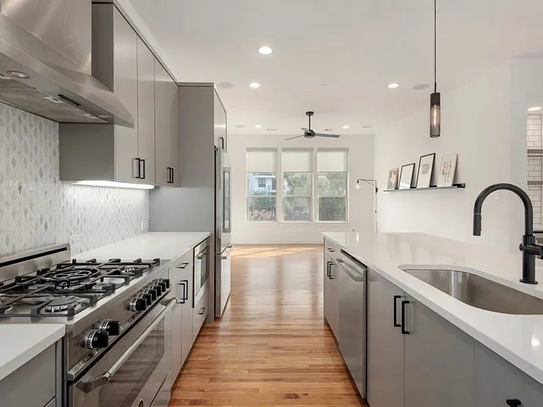 5015 Manett St #106 — Photo 18