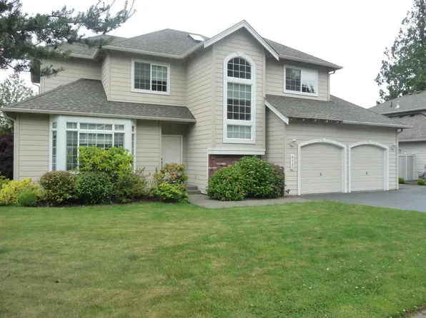 6502 Grand Pine Loop NE, Bremerton, WA 98311
