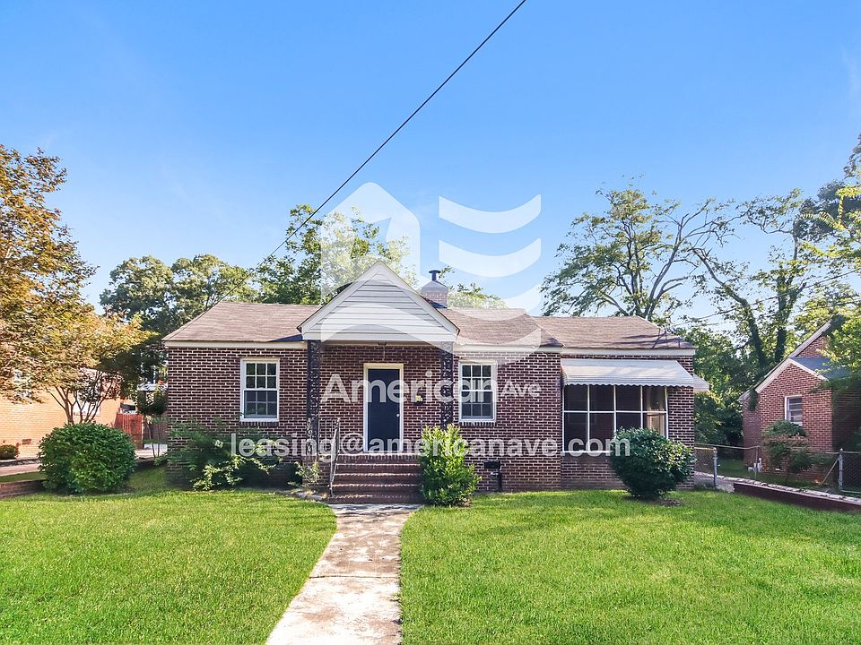 1889841_001_front_view_1.jpg