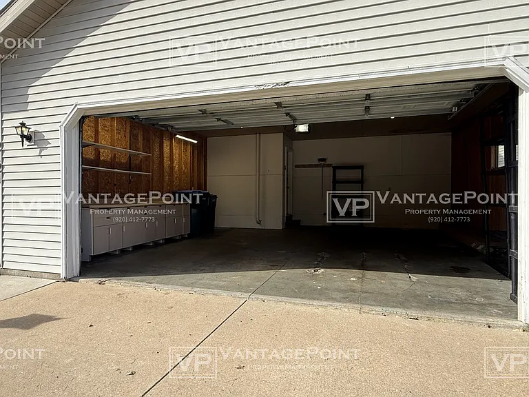 2121 N Cloudview Dr — Photo 11