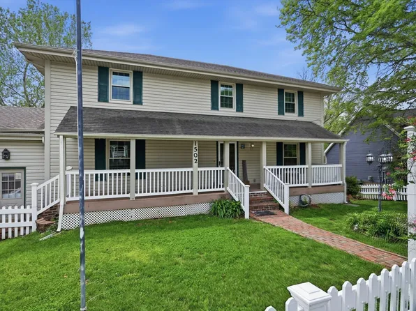 1502 E Sycamore Street, Ozark, MO 65721