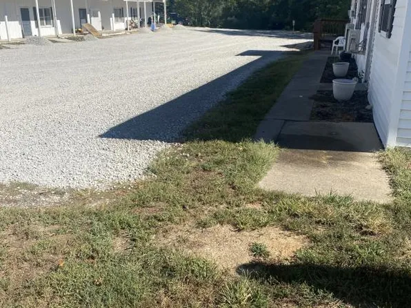 604 W Jackson St, Warsaw, MO 65355