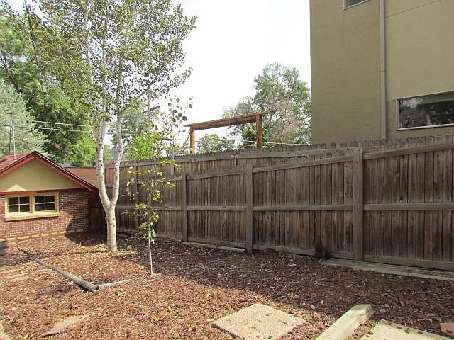 3428 N Newton St — Photo 21