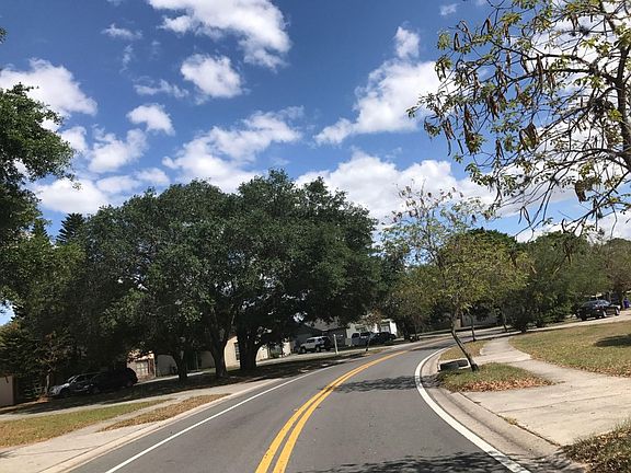 5th image of 1734 Crystal Grove Dr