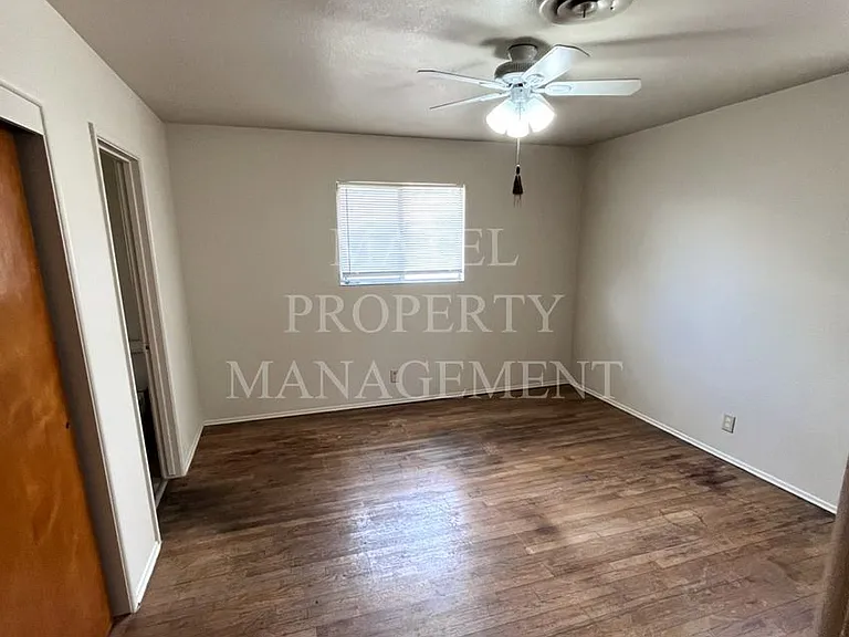 1701 Linwood Dr — Photo 11