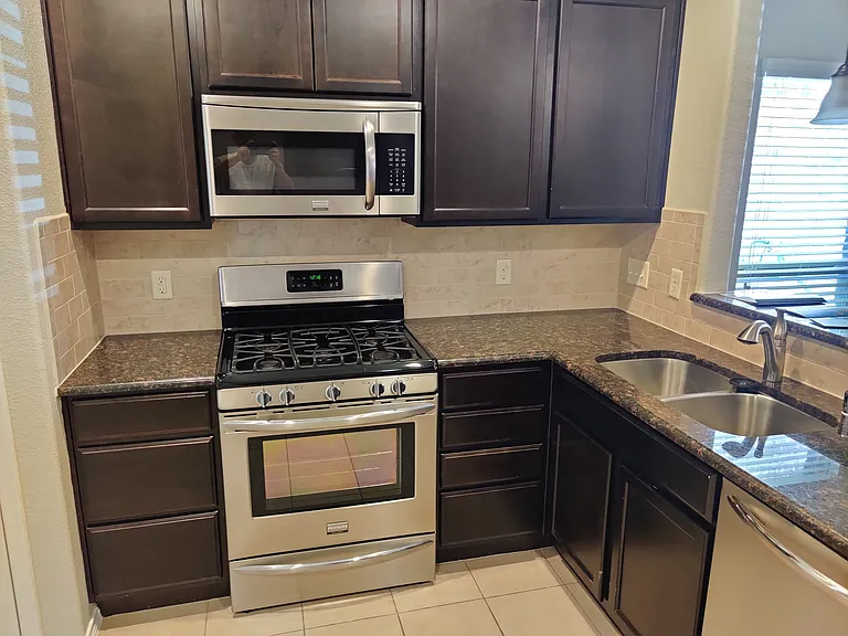 9901 Pronghorn Rd — Photo 8