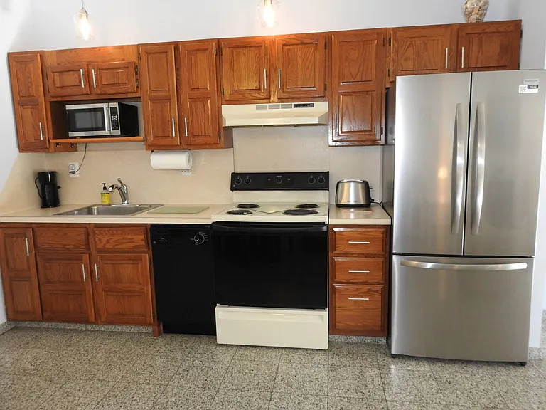 221 Mill Rd — Photo 8