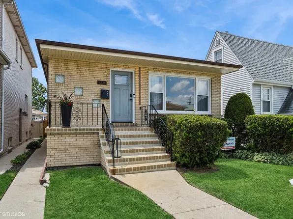 7535 W Carmen Ave, Chicago, IL 60706