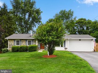 16724 Frontenac Ter, Derwood, MD 20855