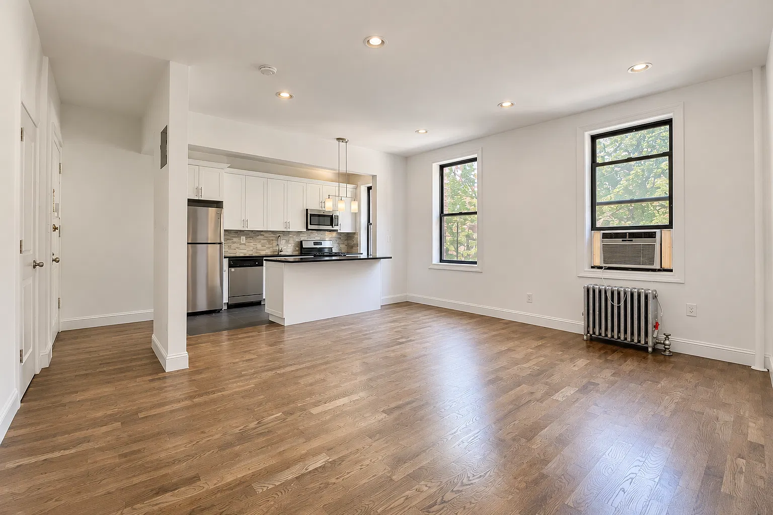 165 Pinehurst Avenue — Photo 2