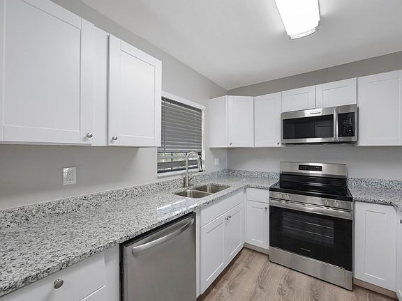 4th image of 500 9th Ave S #A-4