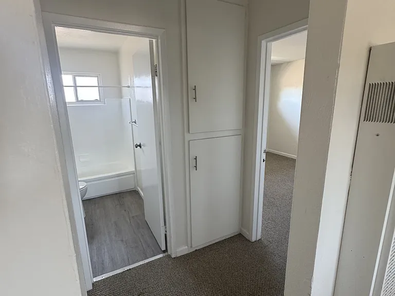 1359 Lewis St #8 — Photo 5