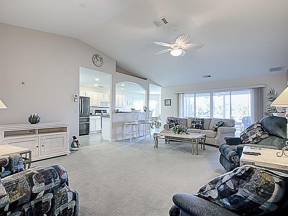 5th image of 241 Grand Vista Trl