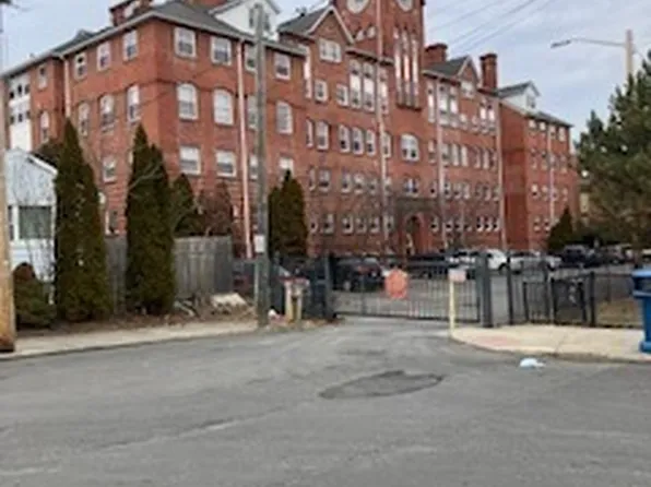 75 Wheeler Avenue #205, Bridgeport, CT 06606