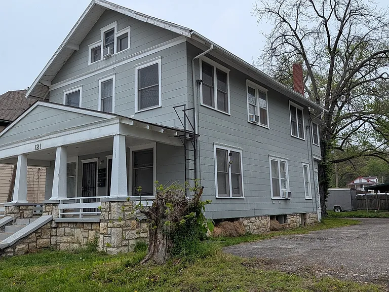 121 Saratoga St #1 — Photo 9